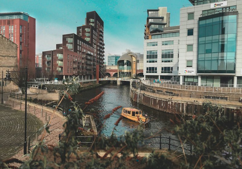 Leeds y Birmingham, Reino Unido